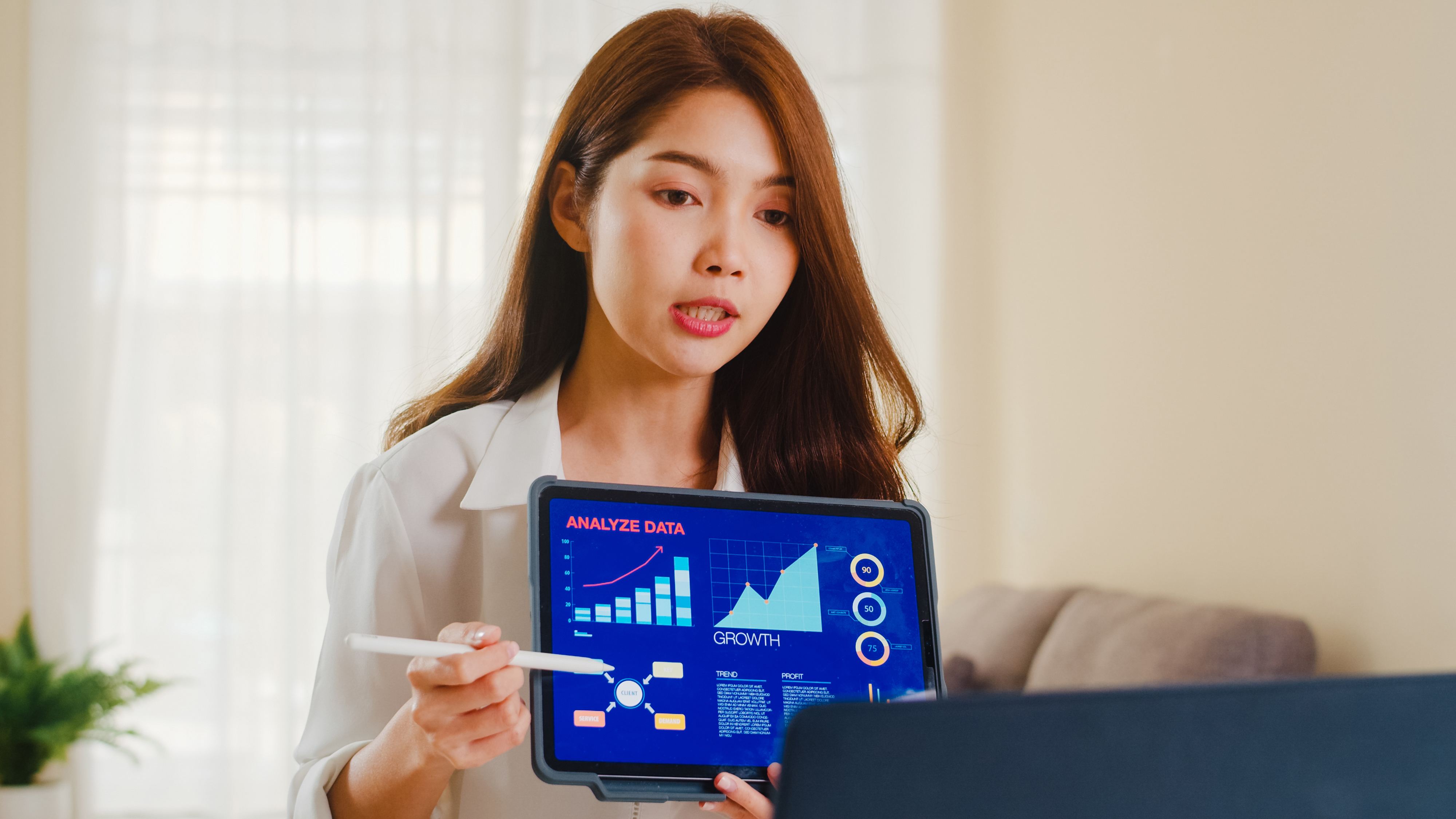 SST2U provides marketing and sales training courses for businessman in Malaysia